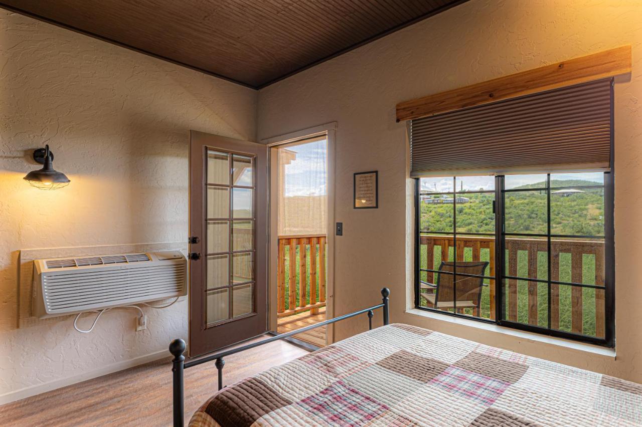 -Pet Friendly- Miners Cabin #6 - King Bed With Private Balcony Tombstone Exterior foto
